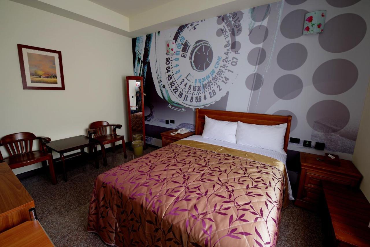 Hongfu Elegant Business Hotel จงลี่ ภายนอก รูปภาพ