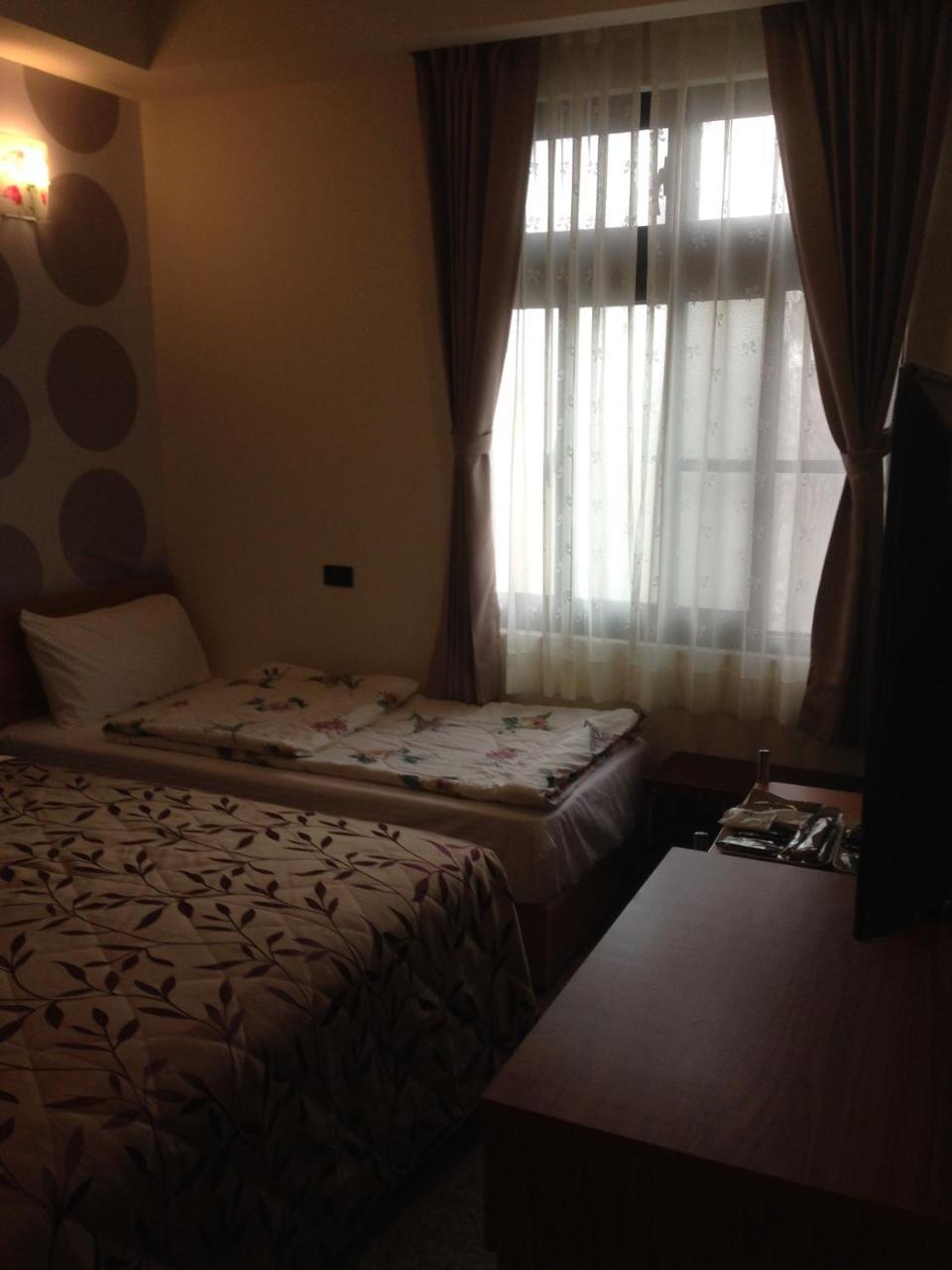 Hongfu Elegant Business Hotel จงลี่ ภายนอก รูปภาพ